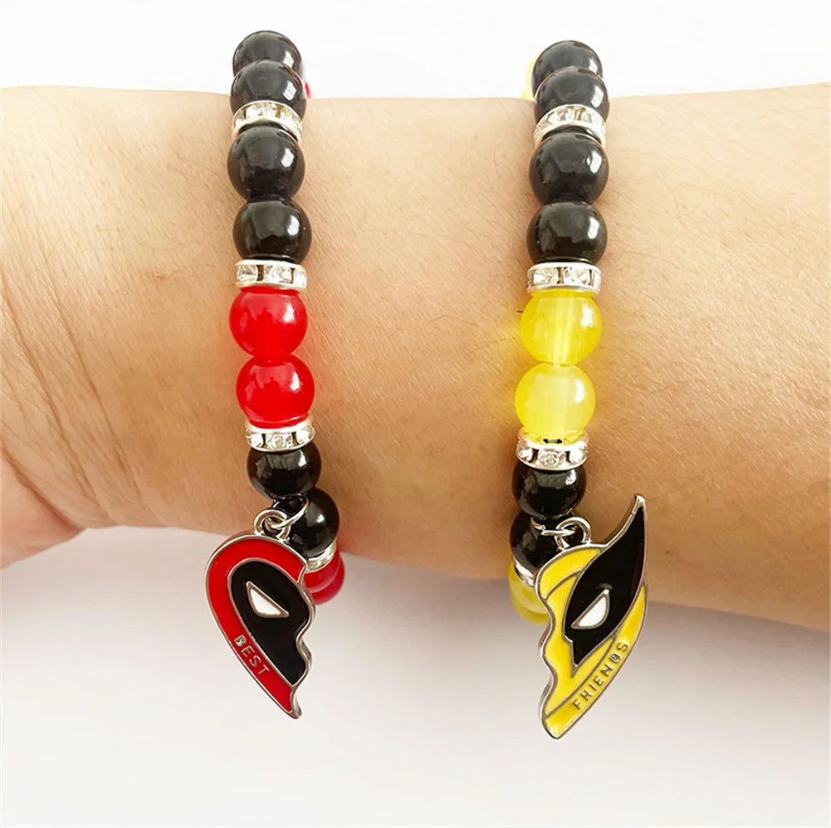 Pulseiras Wolverine x Deadpool PRÉ-VENDA PARA 3 DE AGOSTO