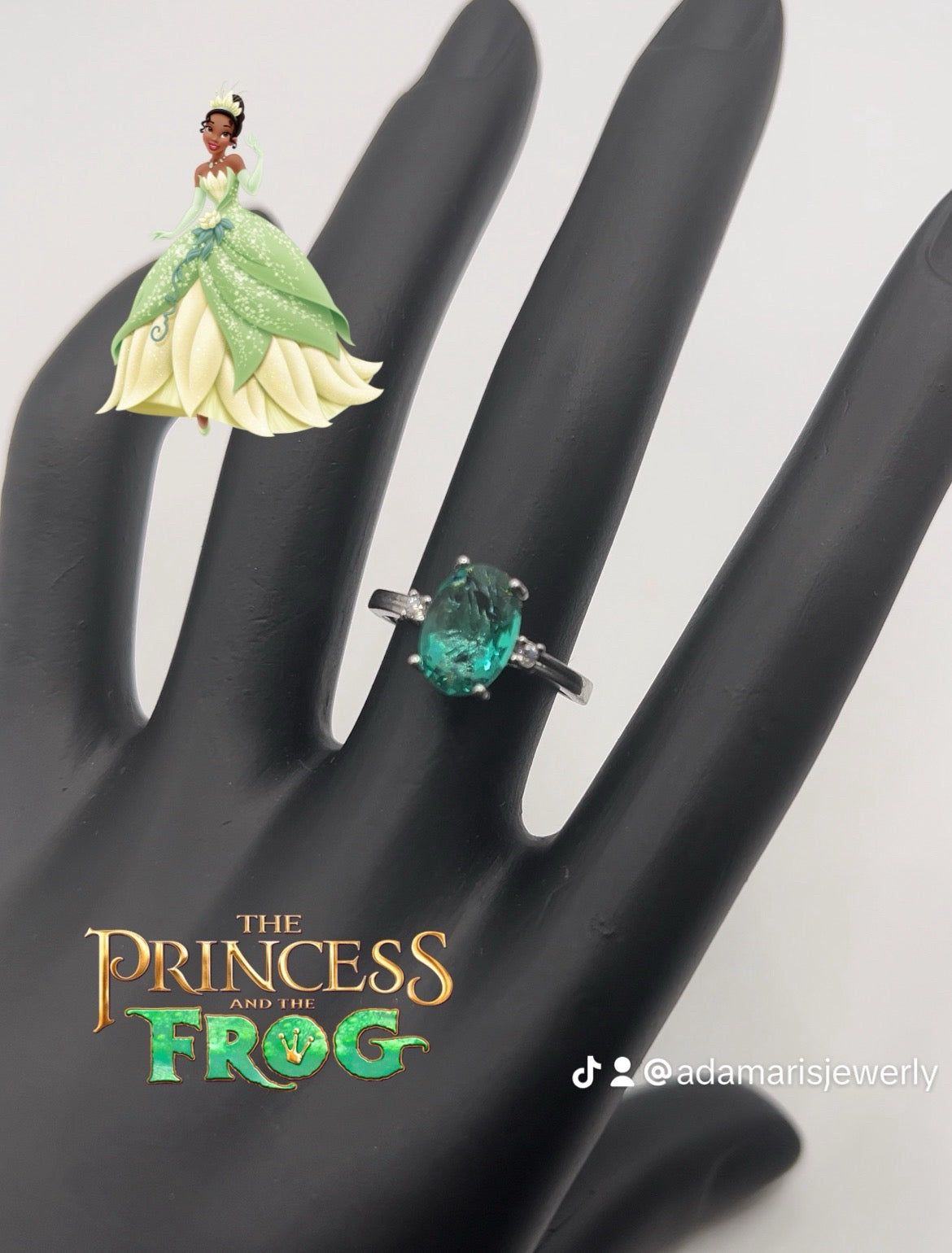 Anillo Tiana