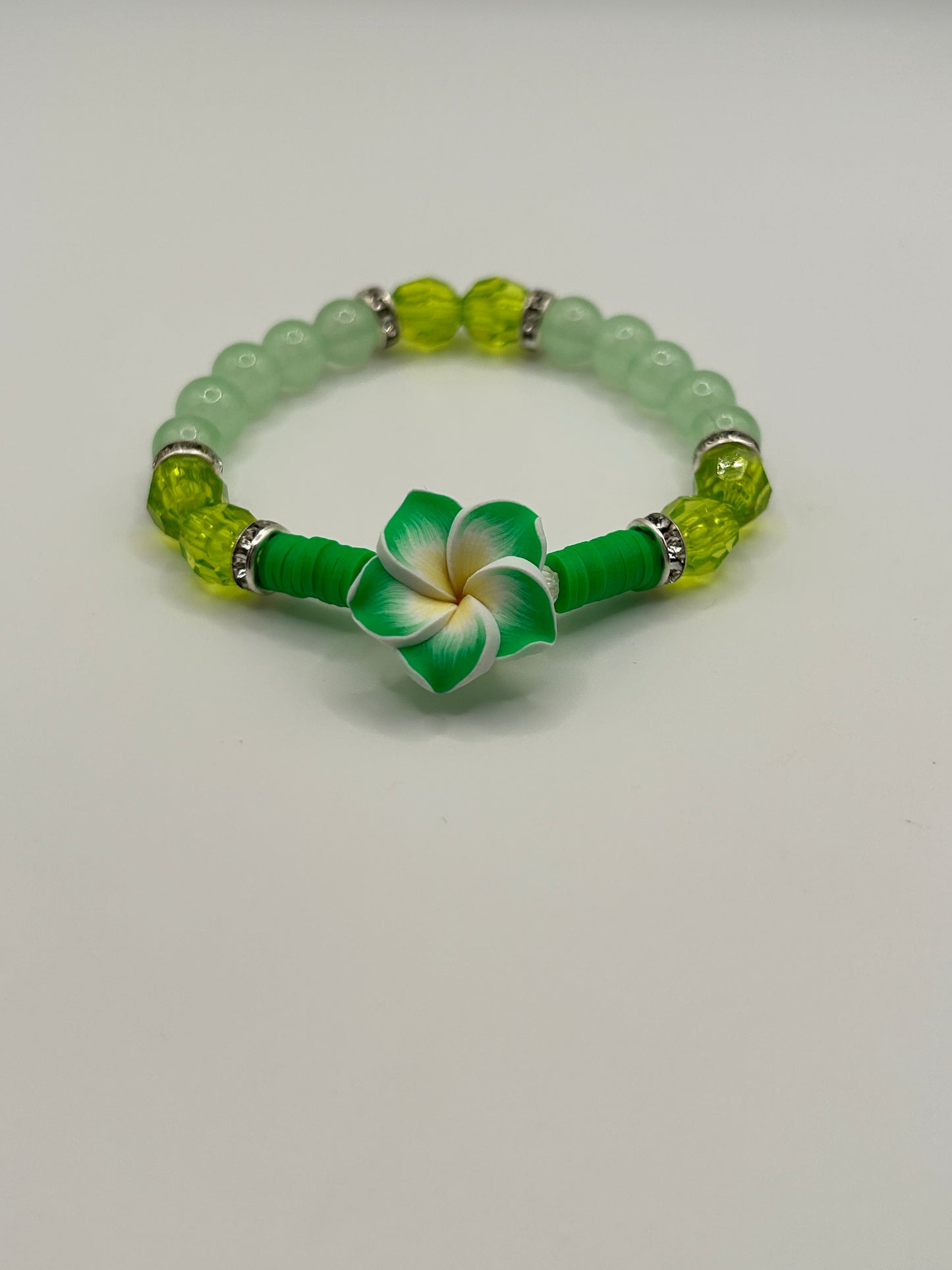 Pulseras de flores
